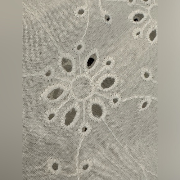 NWT MANGO Oversized Swiss Embroidered White Eyelet LS Button Down Shirt~Camisa - Picture 6 of 10